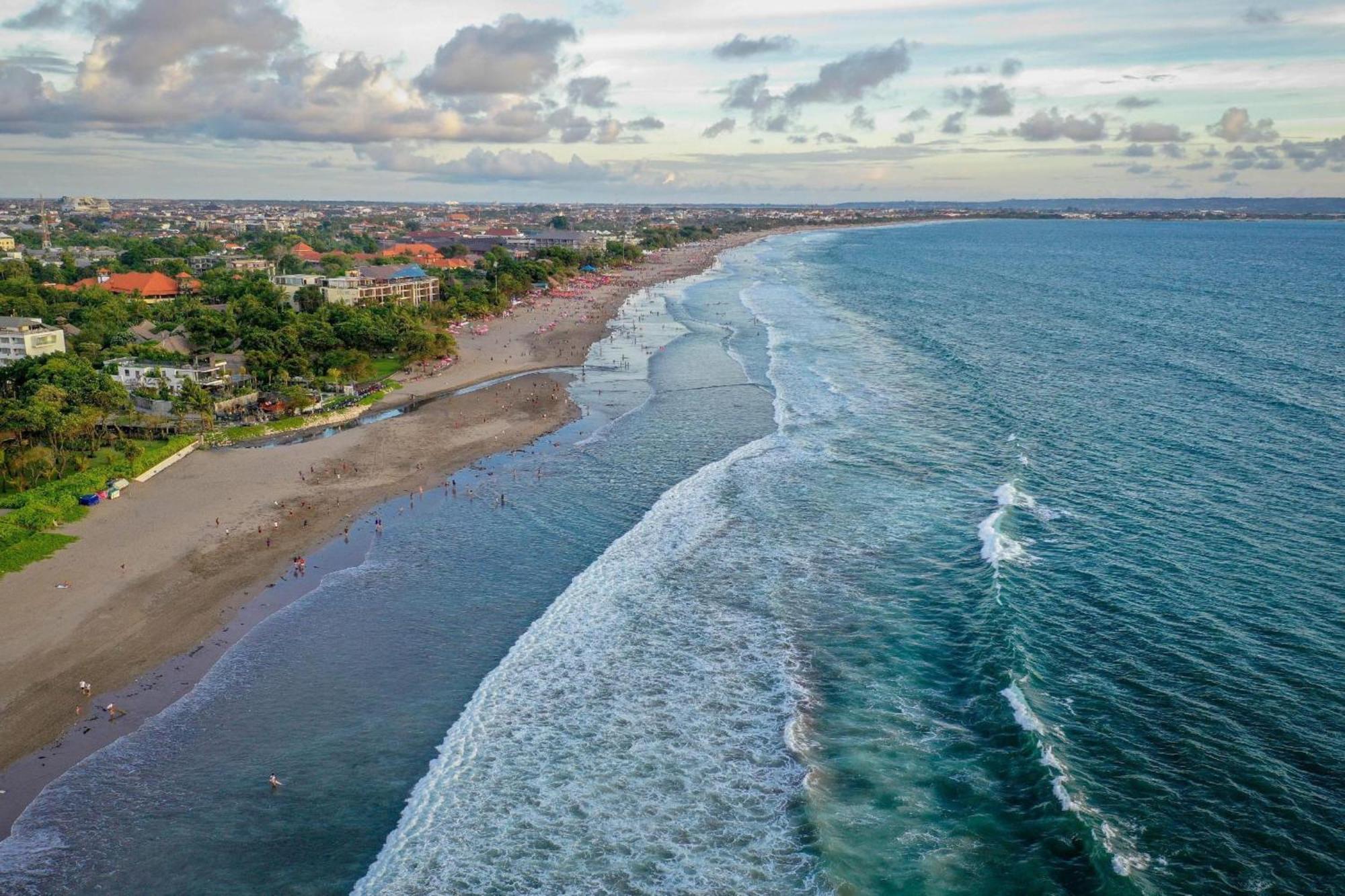 Collection O Near Seminyak Beach Formerly The Kumpi Hotel מראה חיצוני תמונה